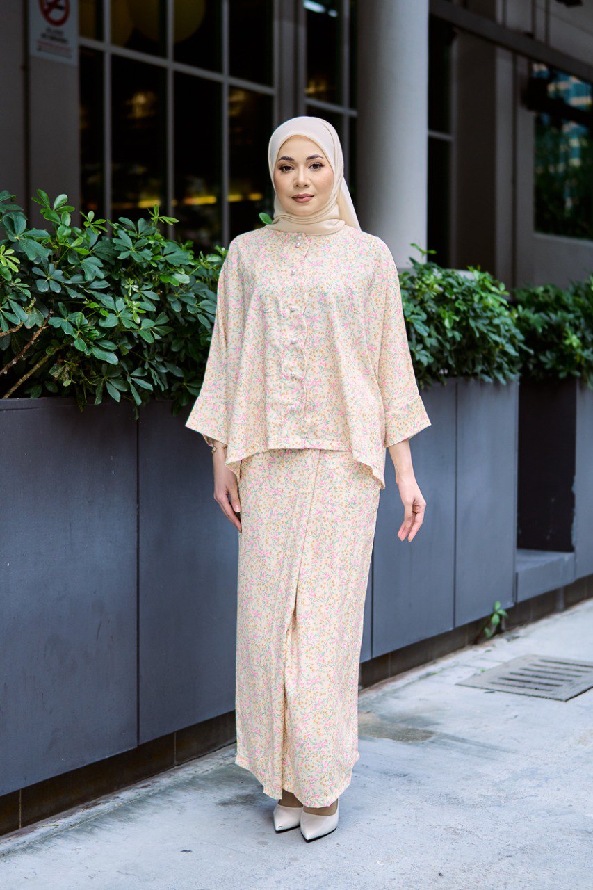 Kurung Dahlia (Preorder)