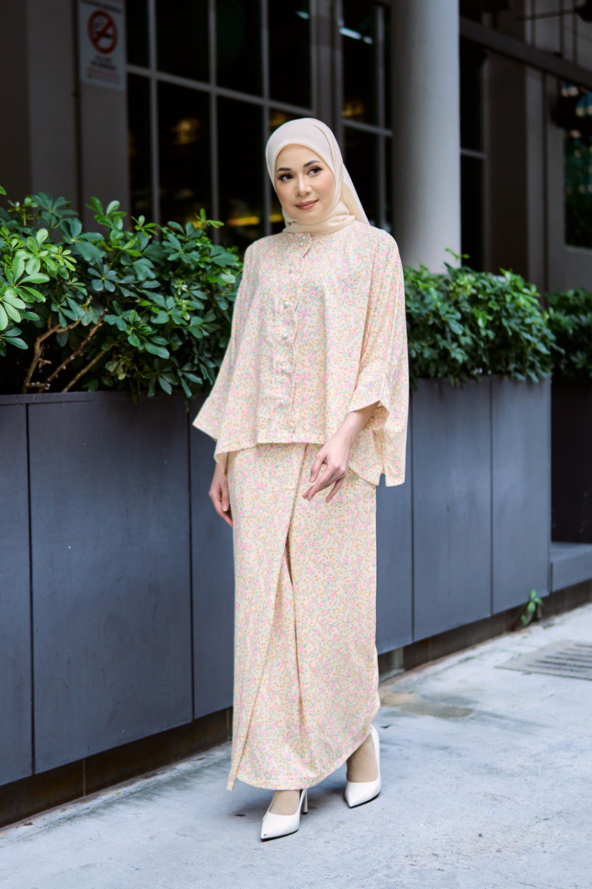Kurung Dahlia (Preorder)