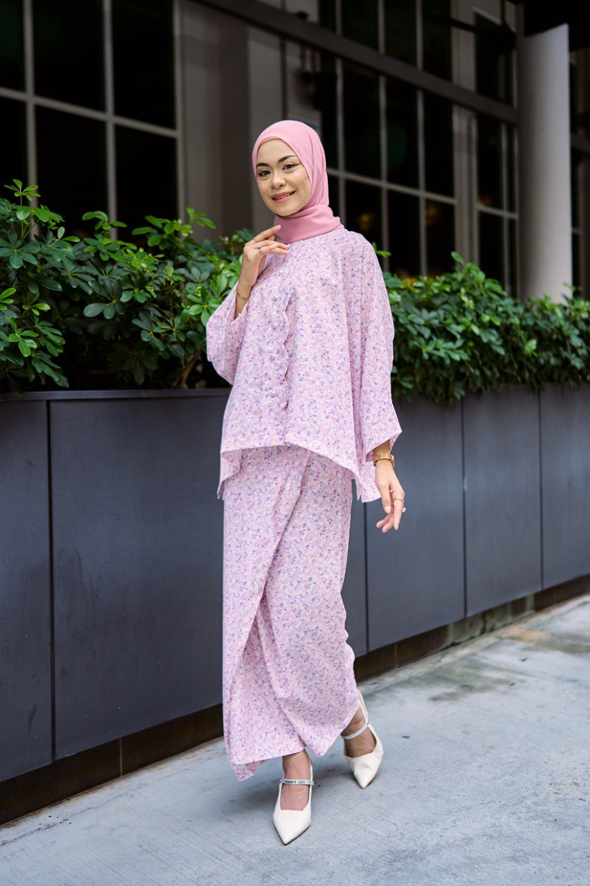Kurung Dahlia (Preorder)