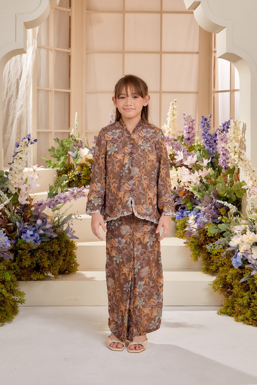 Kurung Melur (Preorder)