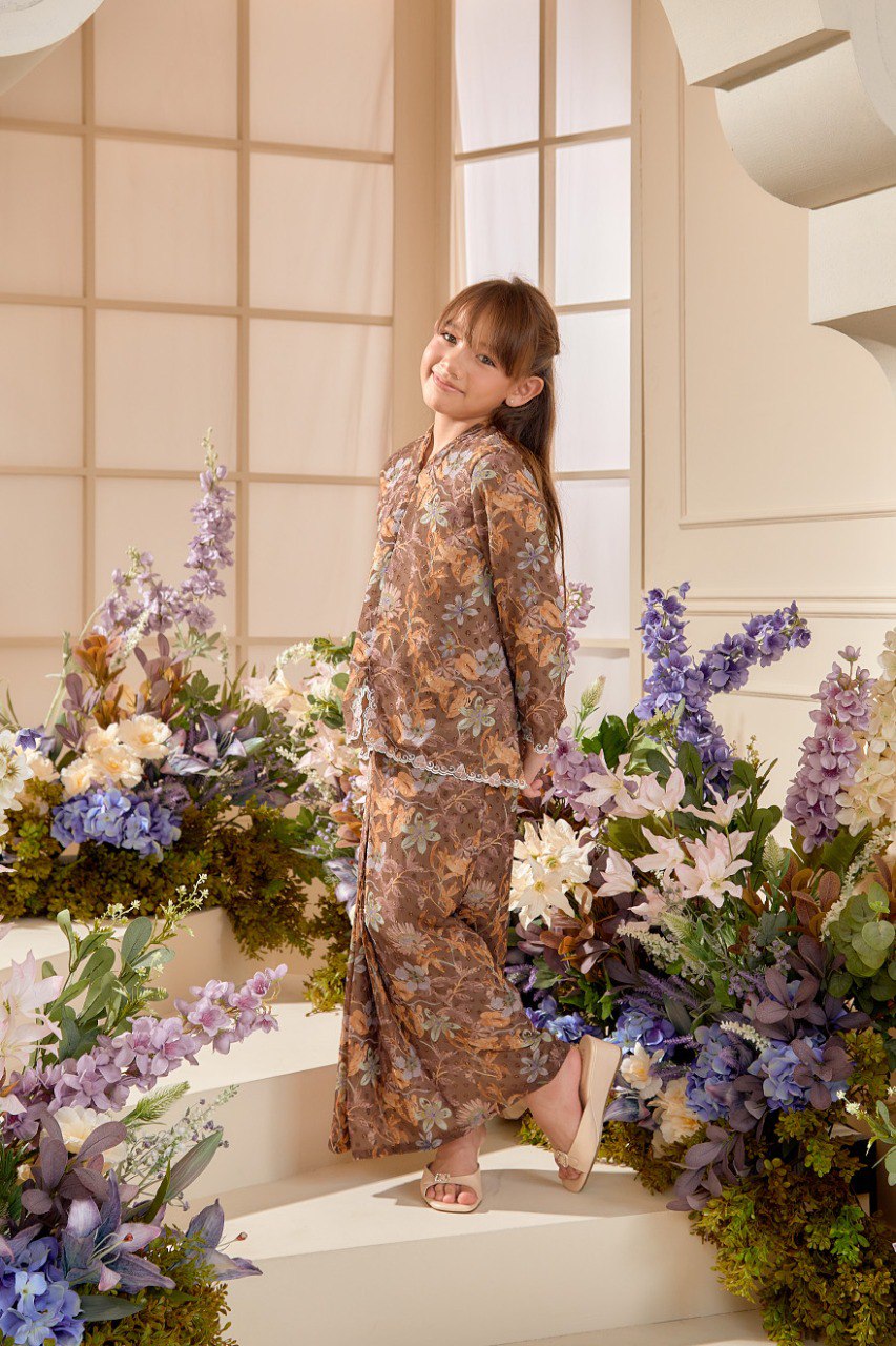 Kurung Melur (Preorder)