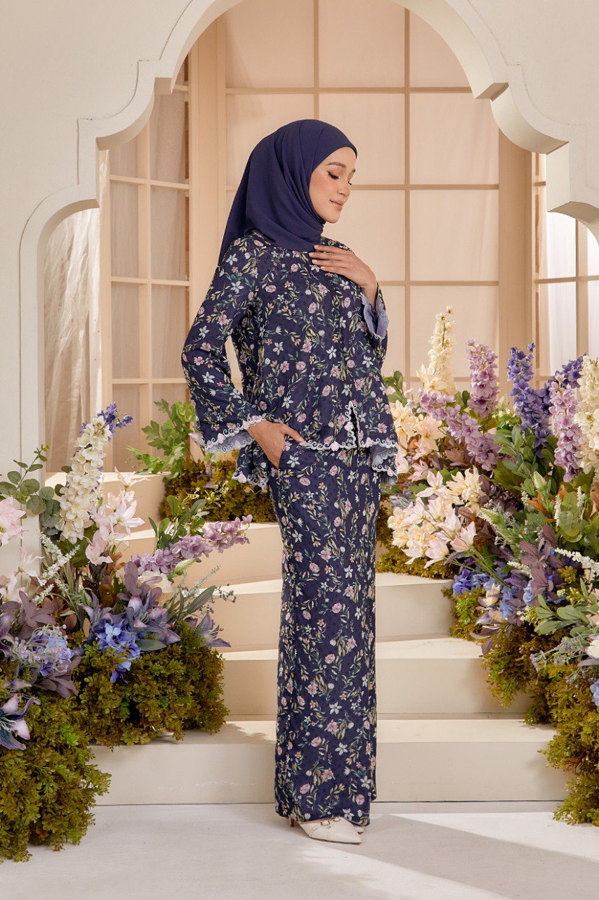 Kurung Melur (Preorder)