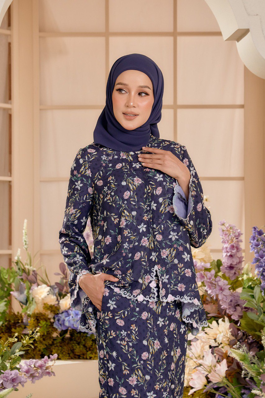 Kurung Melur (Preorder)