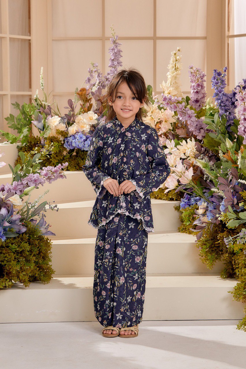 Kurung Melur (Preorder)