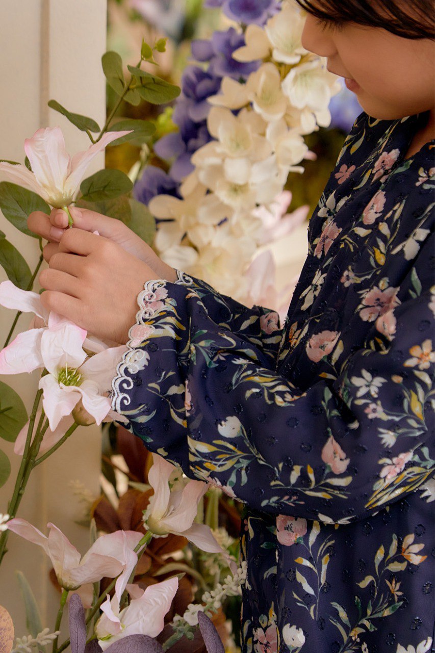 Kurung Melur (Preorder)