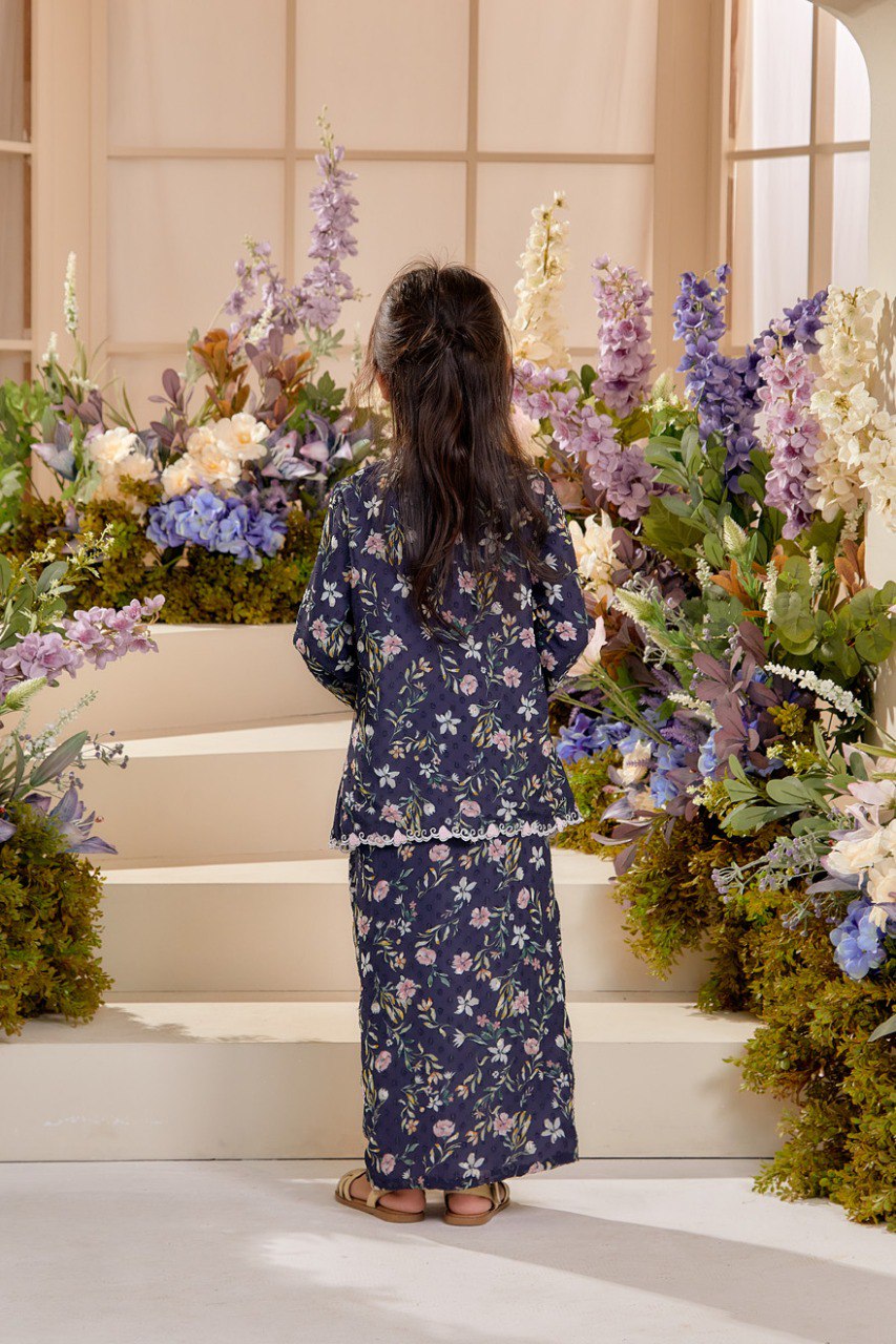 Kurung Melur (Preorder)