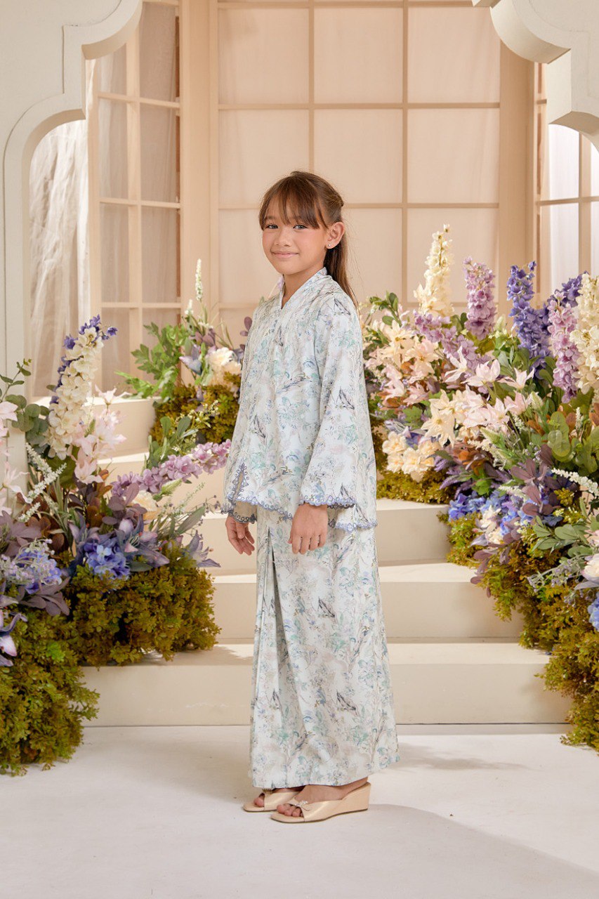 Kurung Melur (Preorder)