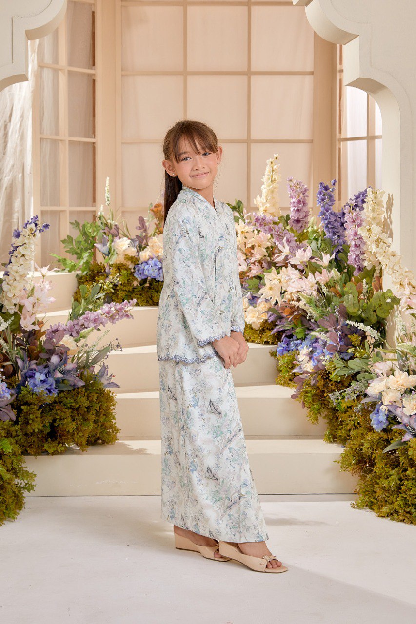 Kurung Melur (Preorder)