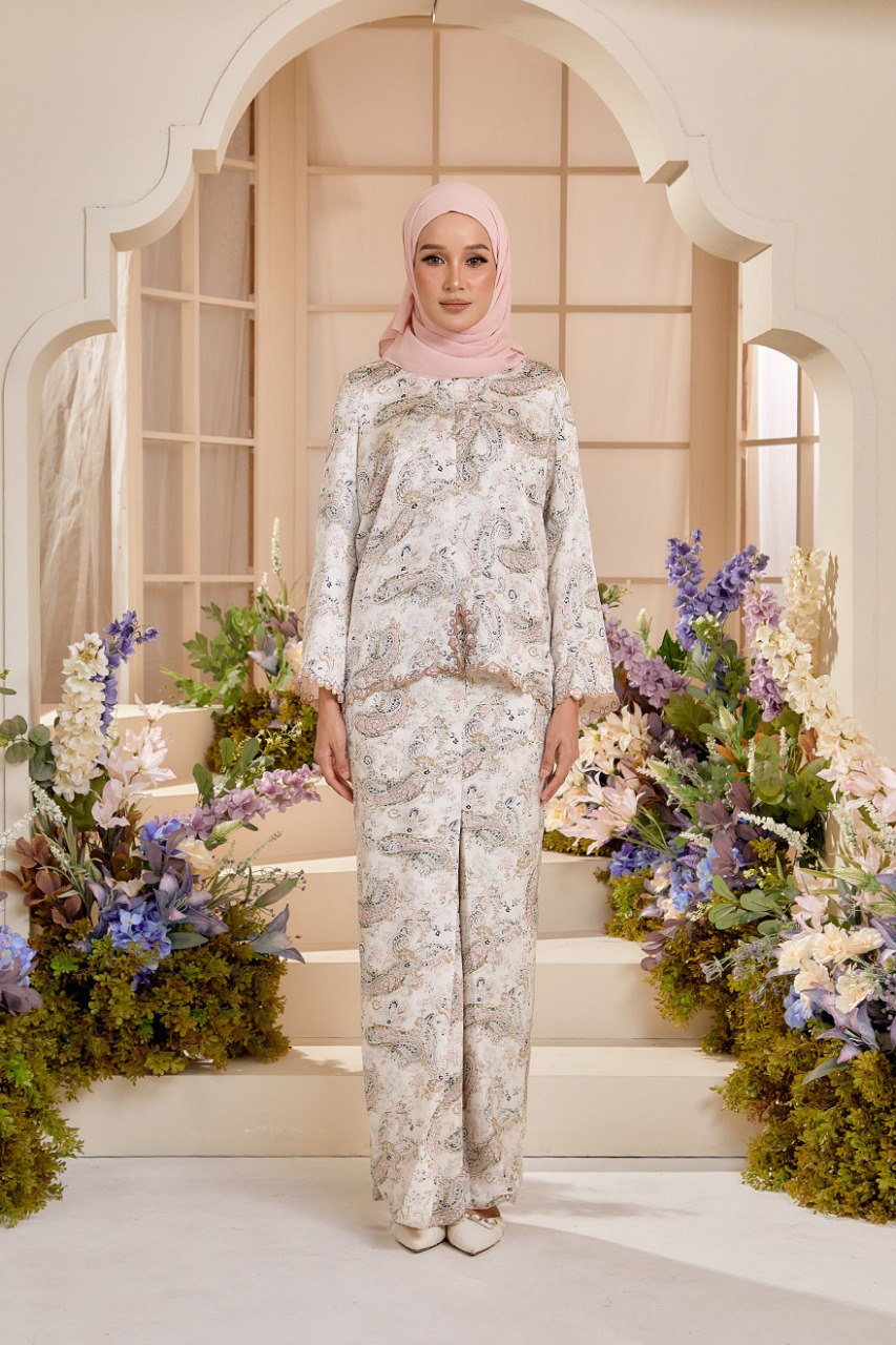 Kurung Melur (Preorder)