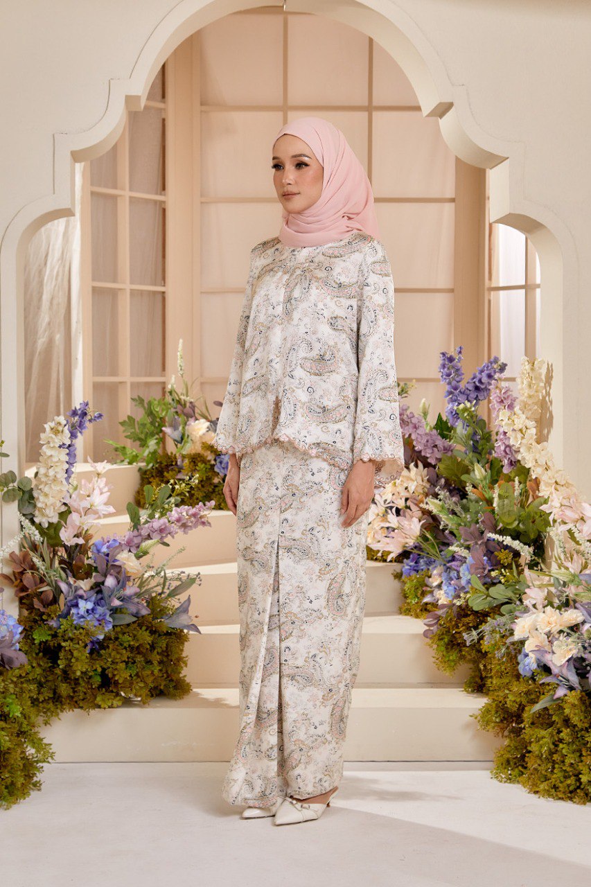 Kurung Melur (Preorder)