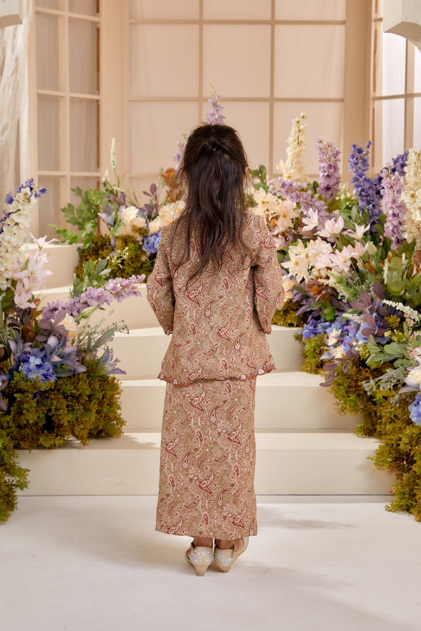 Kurung Melur (Preorder)