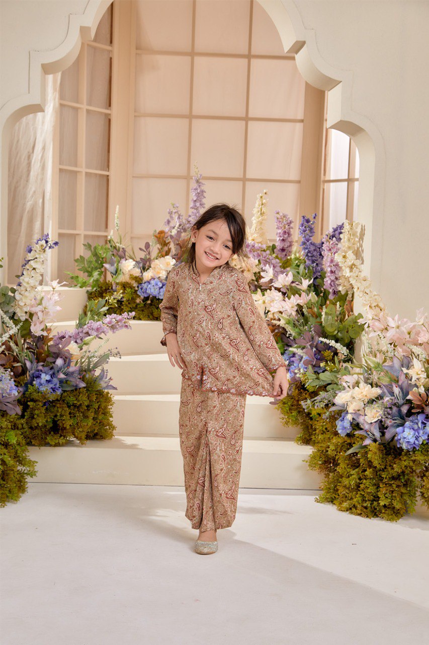 Kurung Melur (Preorder)