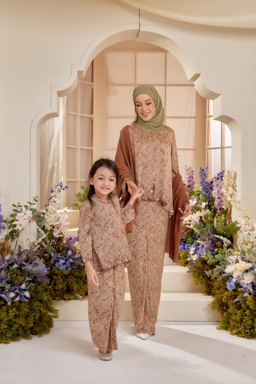 Kurung Melur (Preorder)