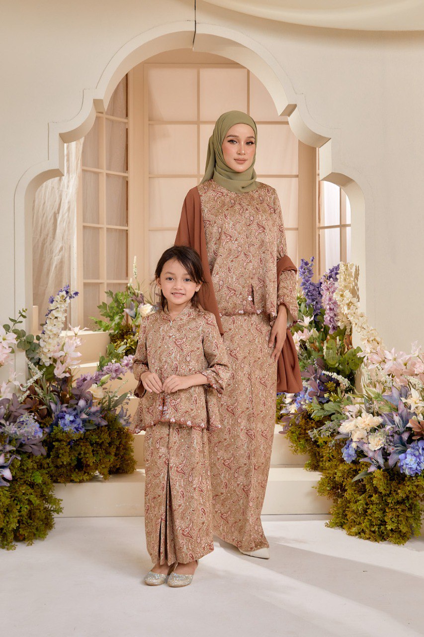 Kurung Melur (Preorder)