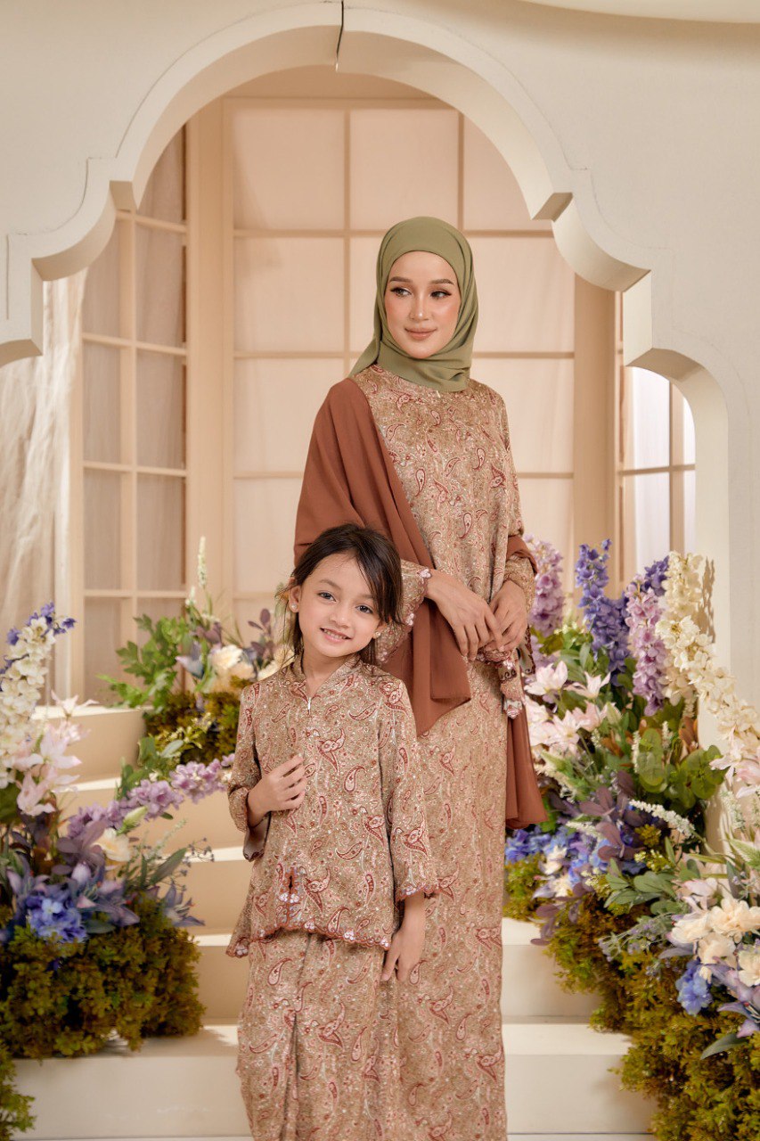 Kurung Melur (Preorder)
