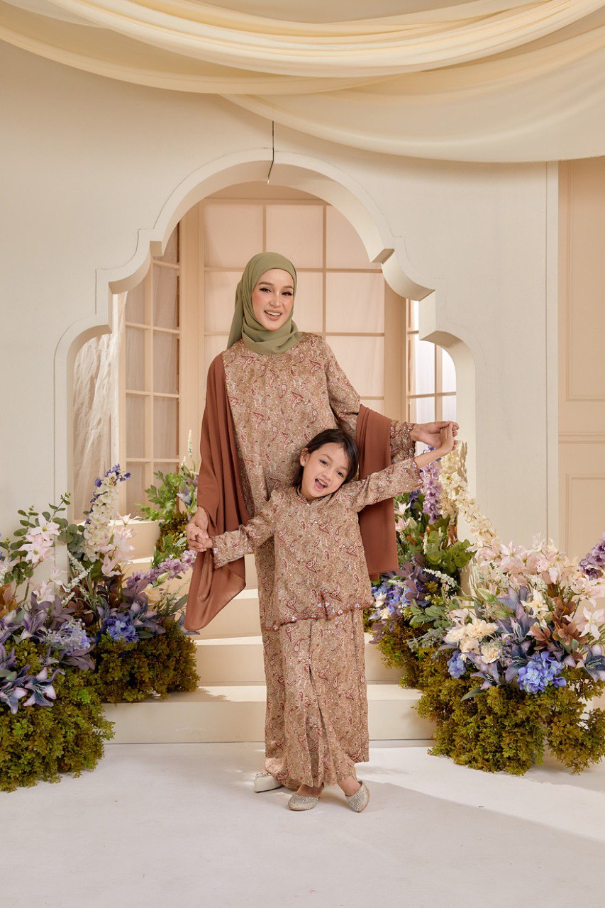 Kurung Melur (Preorder)