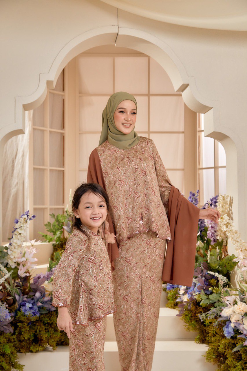Kurung Melur (Preorder)