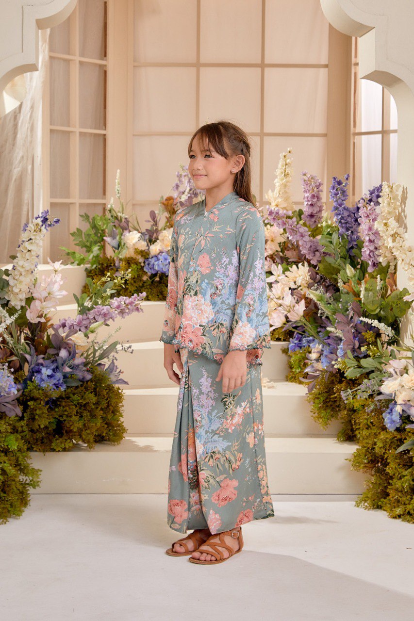 Kurung Melur (Preorder)