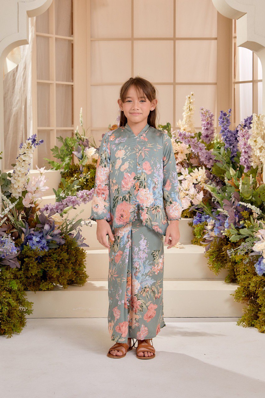 Kurung Melur (Preorder)