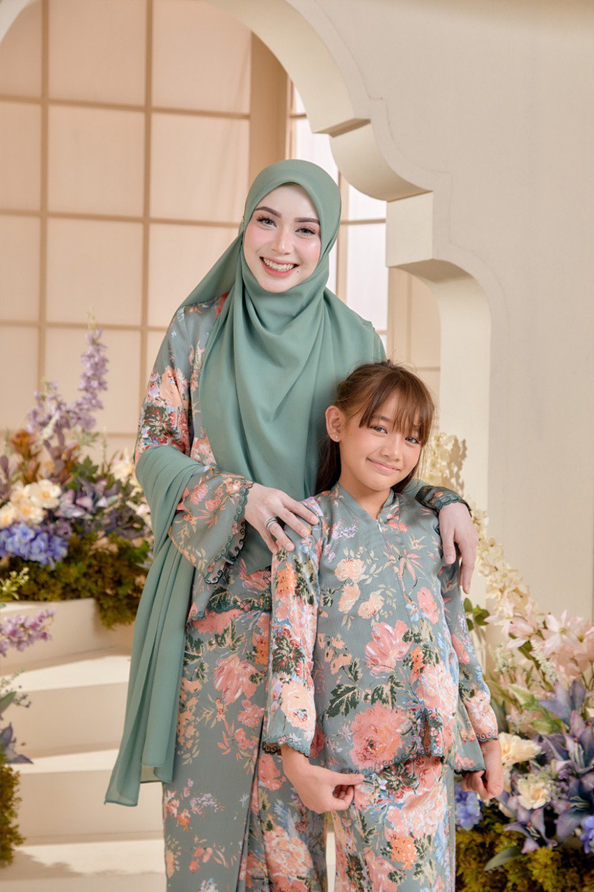 Kurung Melur (Preorder)