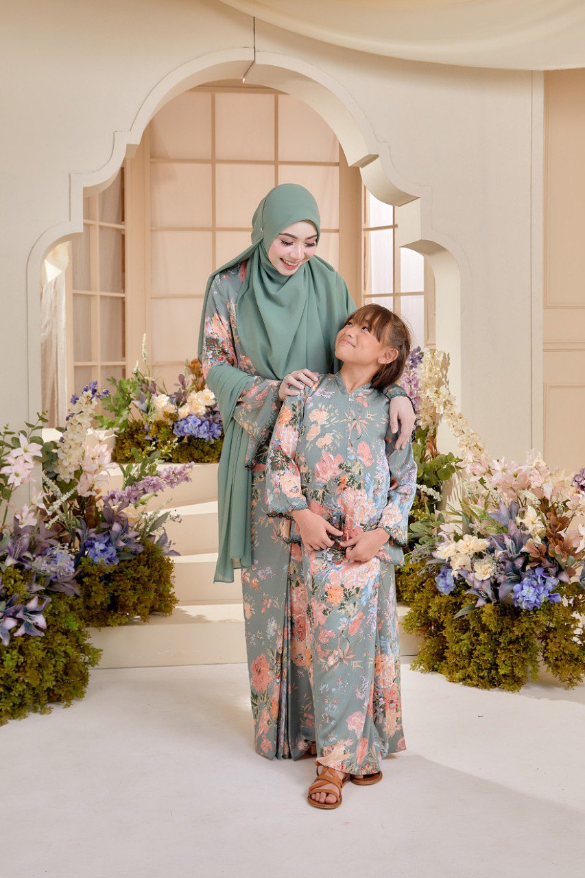 Kurung Melur (Preorder)