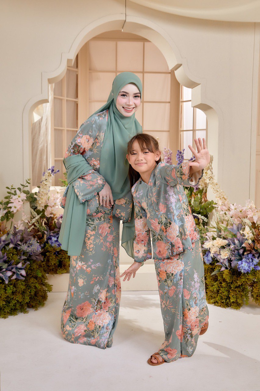 Kurung Melur (Preorder)