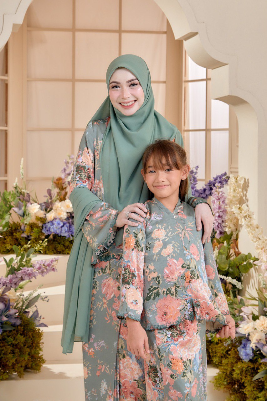 Kurung Melur (Preorder)