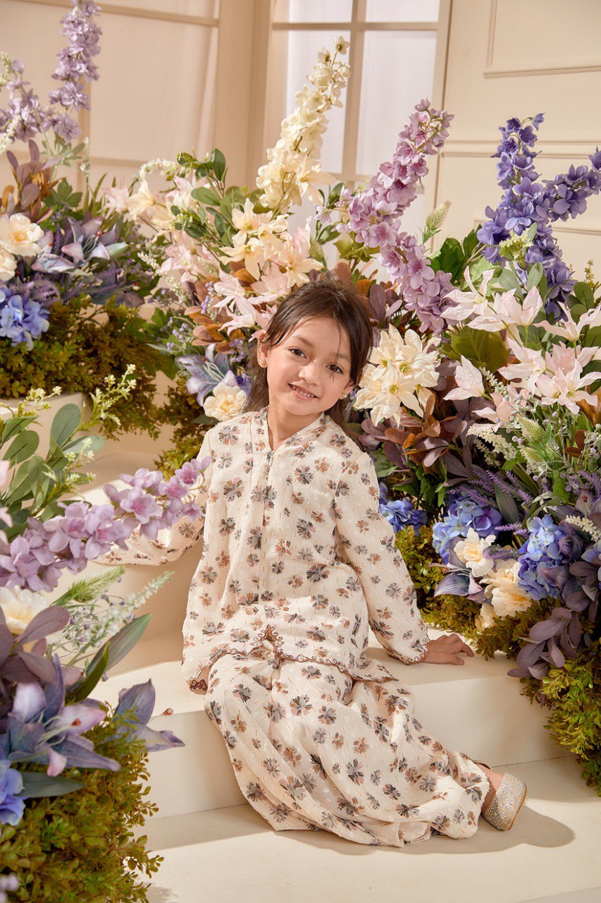 Kurung Melur (Preorder)