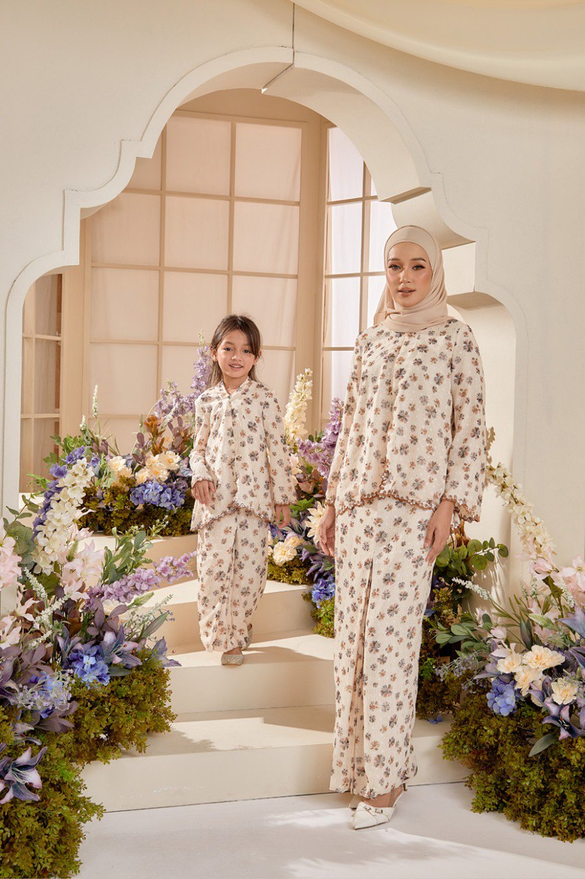 Kurung Melur (Preorder)