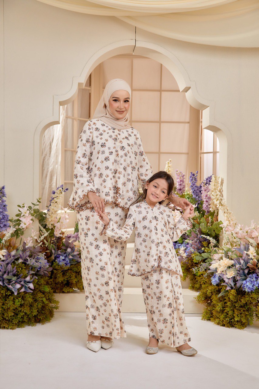 Kurung Melur (Preorder)