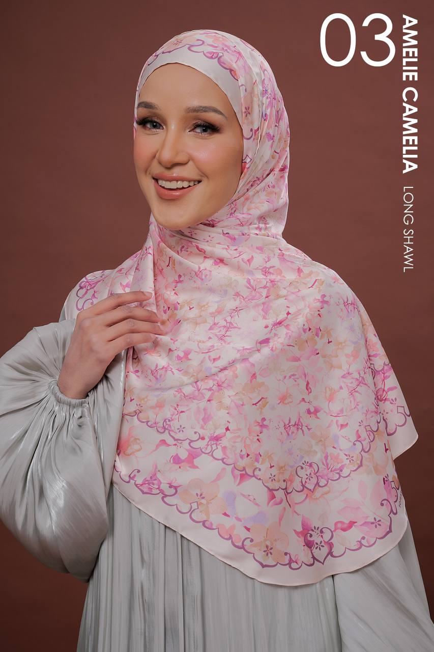 Amelie Camelia (Preorder)