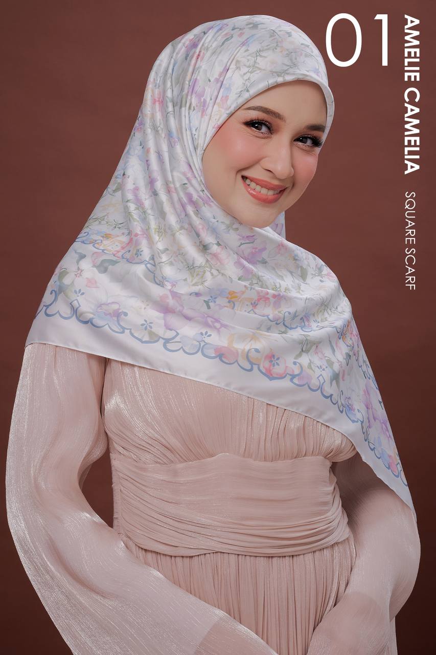 Amelie Camelia (Preorder)