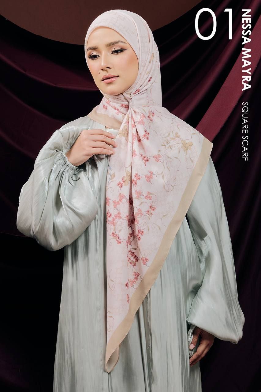 Nessa Mayra Square (Preorder)