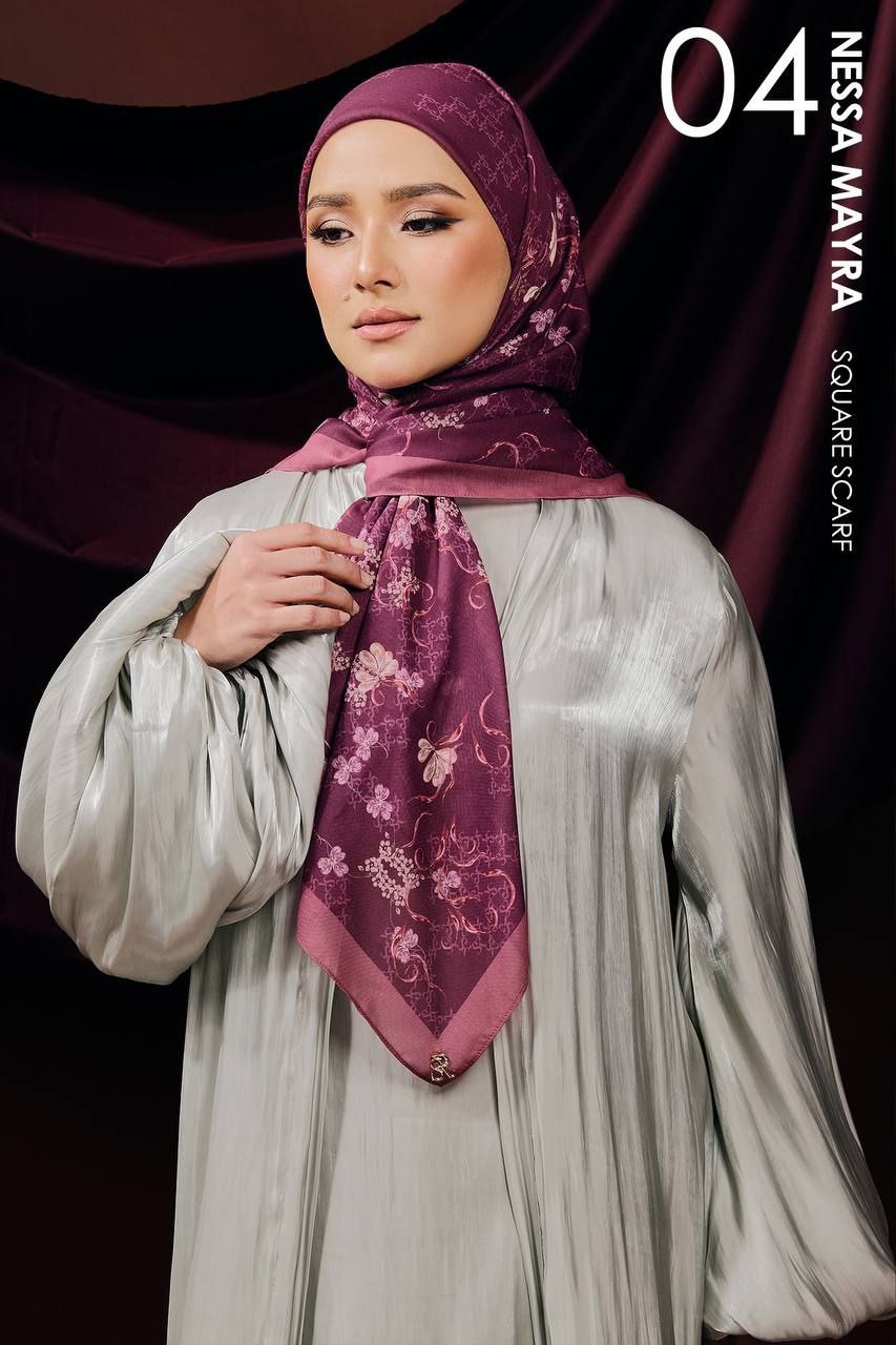 Nessa Mayra Square (Preorder)