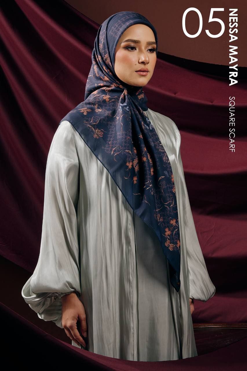 Nessa Mayra Square (Preorder)