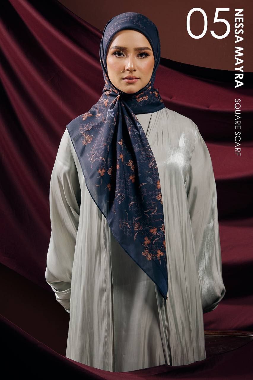 Nessa Mayra Square (Preorder)