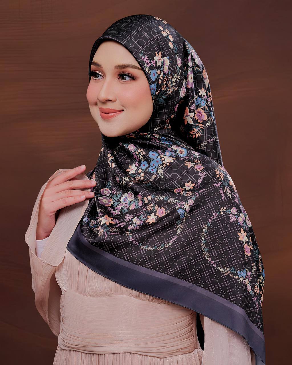 Amelie Ryana (Preorder)