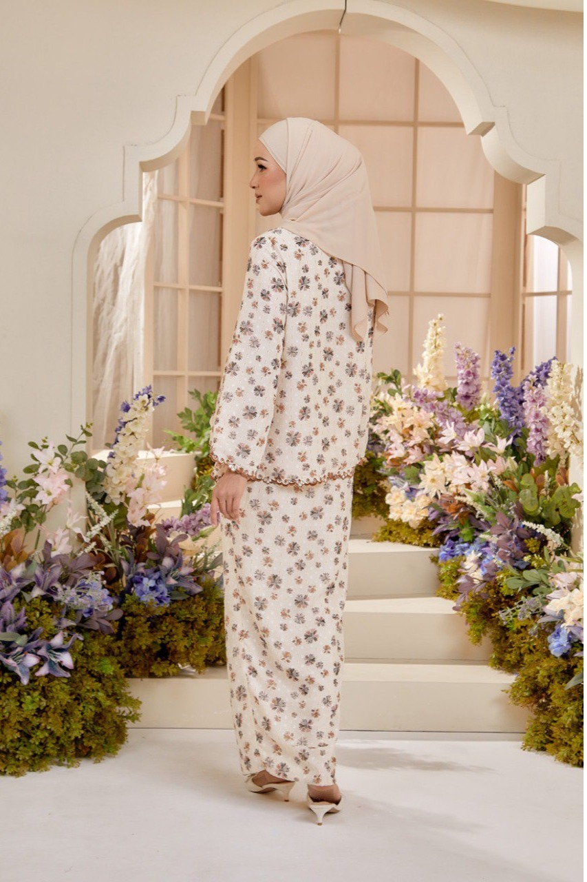 Kurung Melur (Preorder)