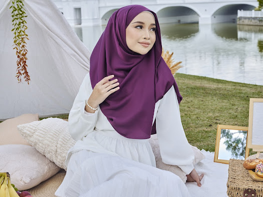 Erina Satin Snood 
