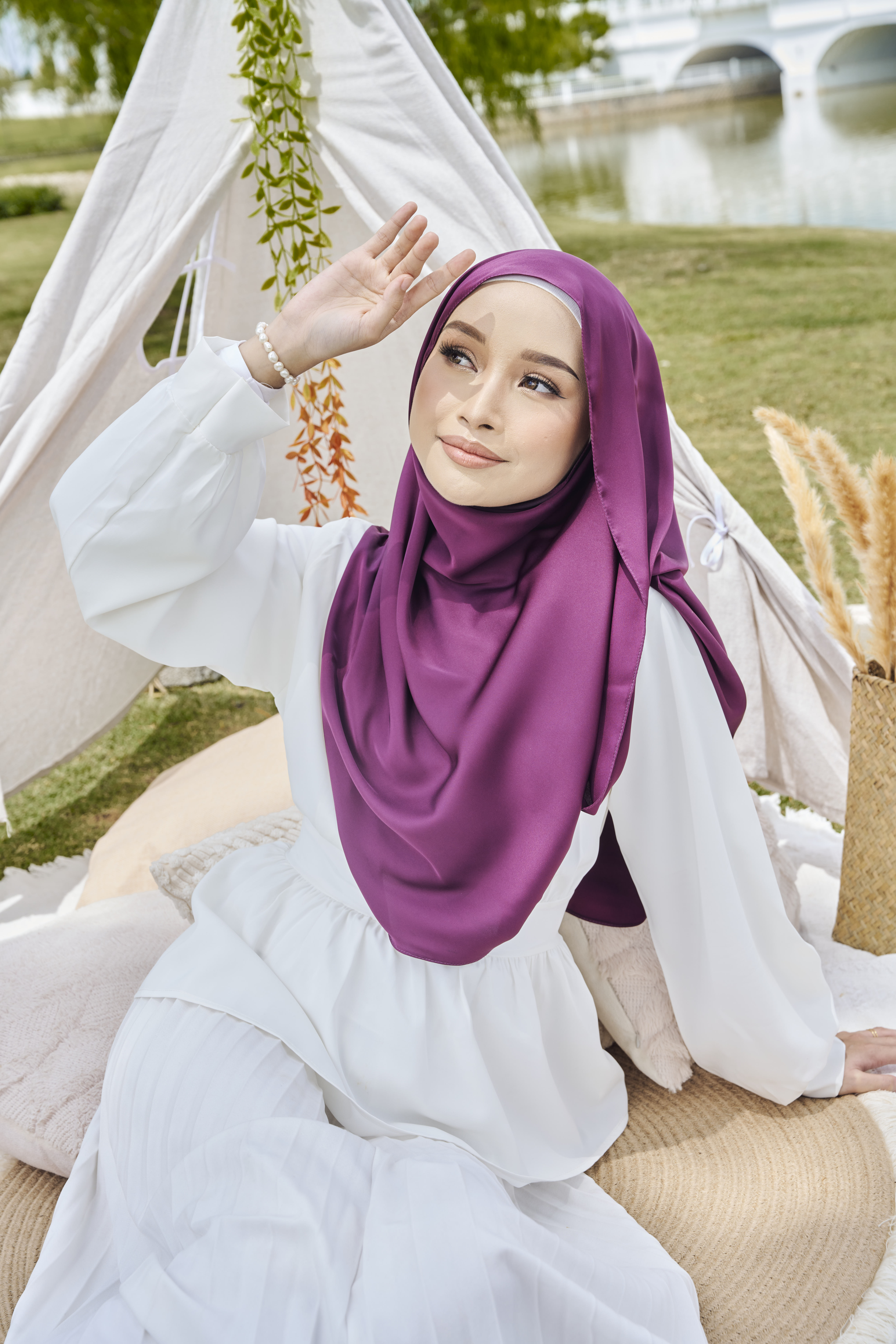 Erina Satin Snood 
