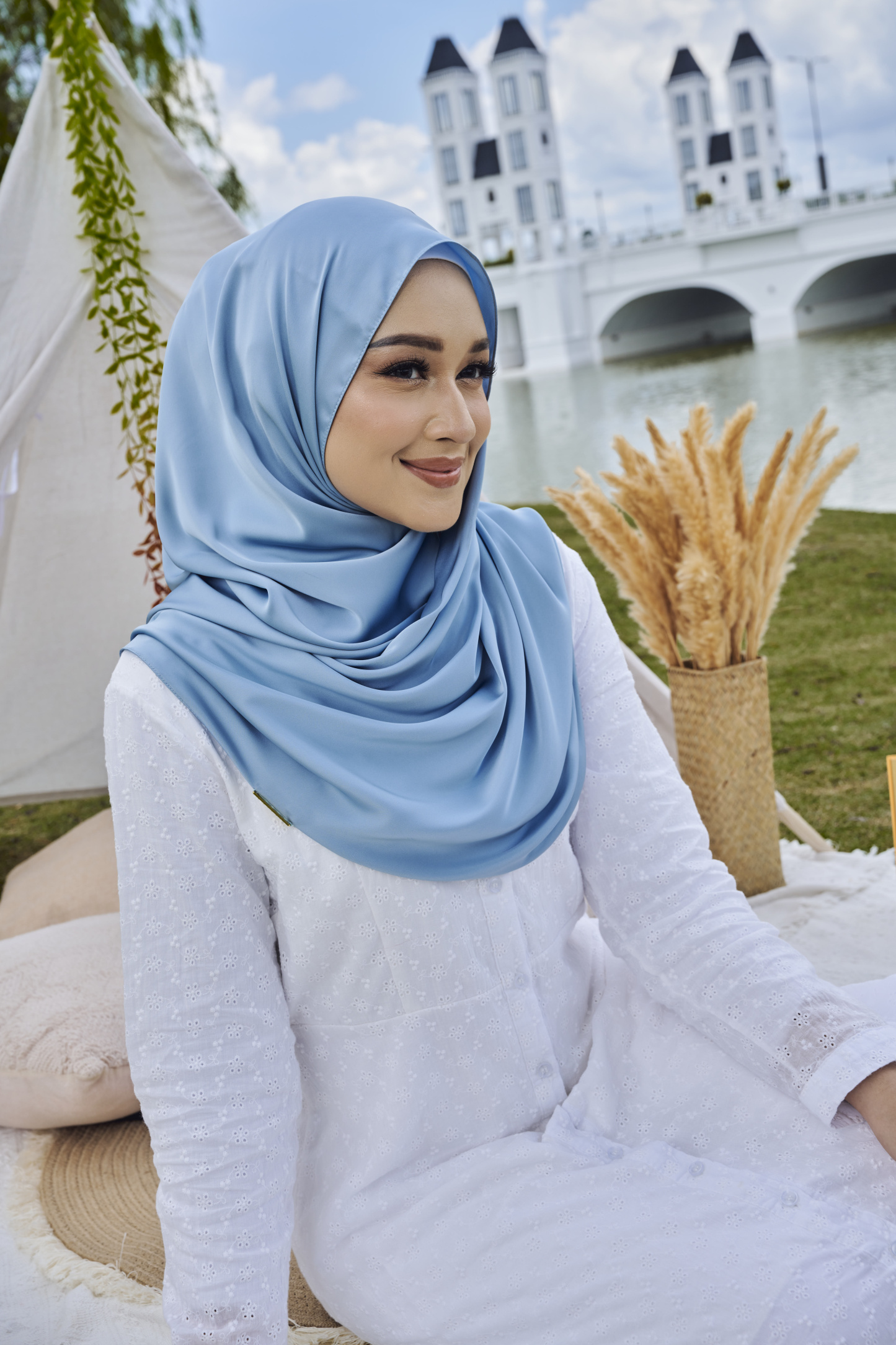 Erina Satin Snood