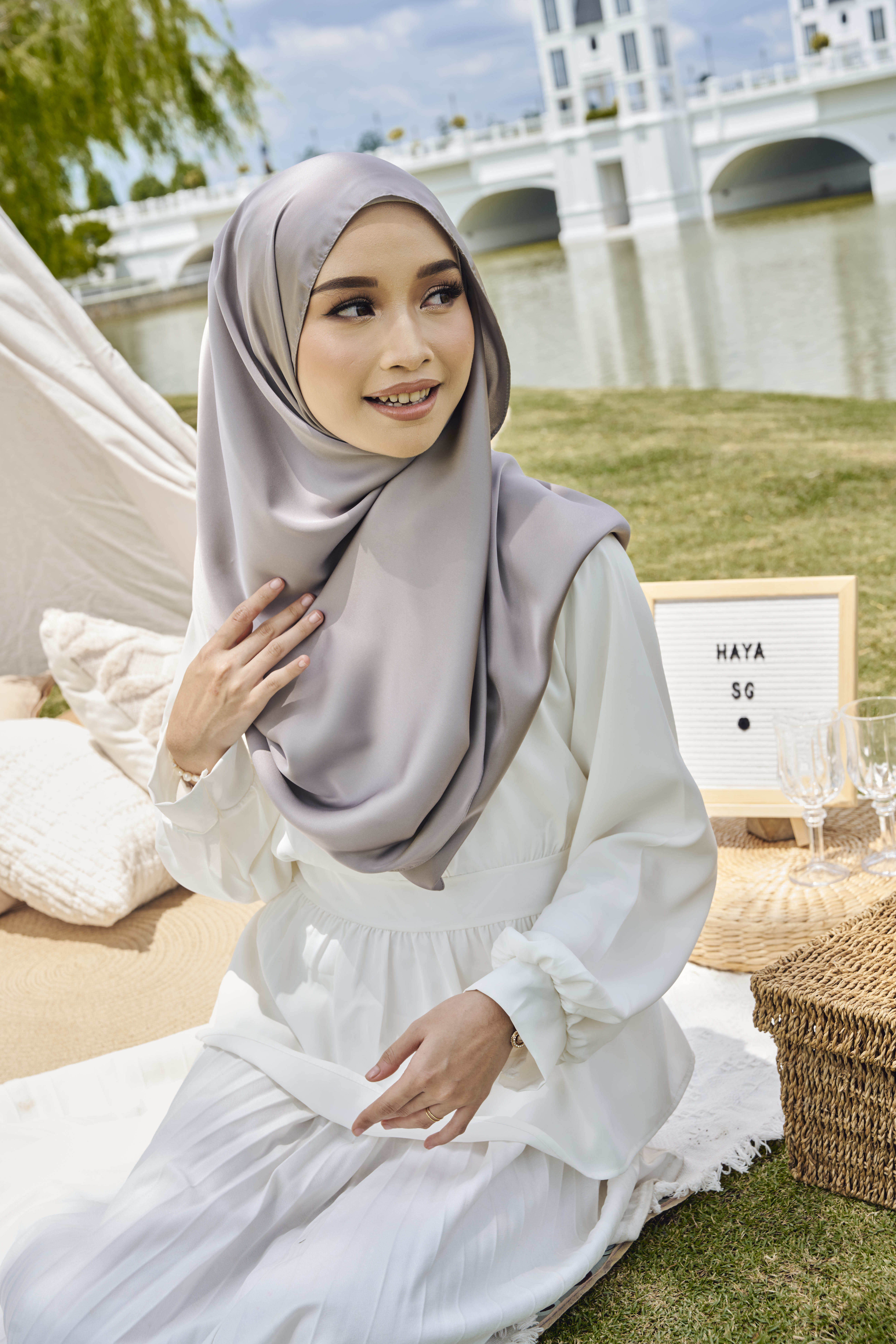 Erina Satin Snood 