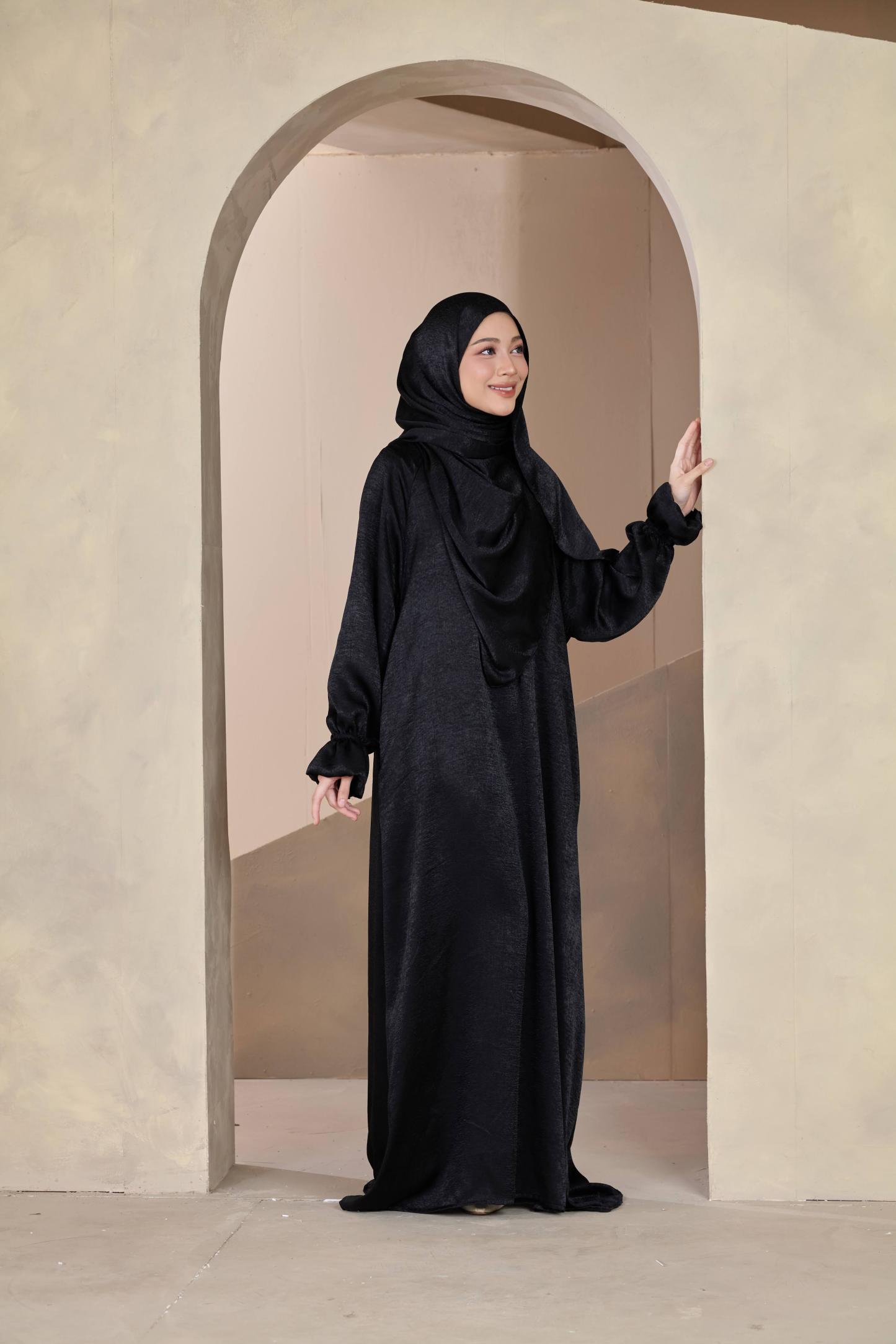 Azra Abaya