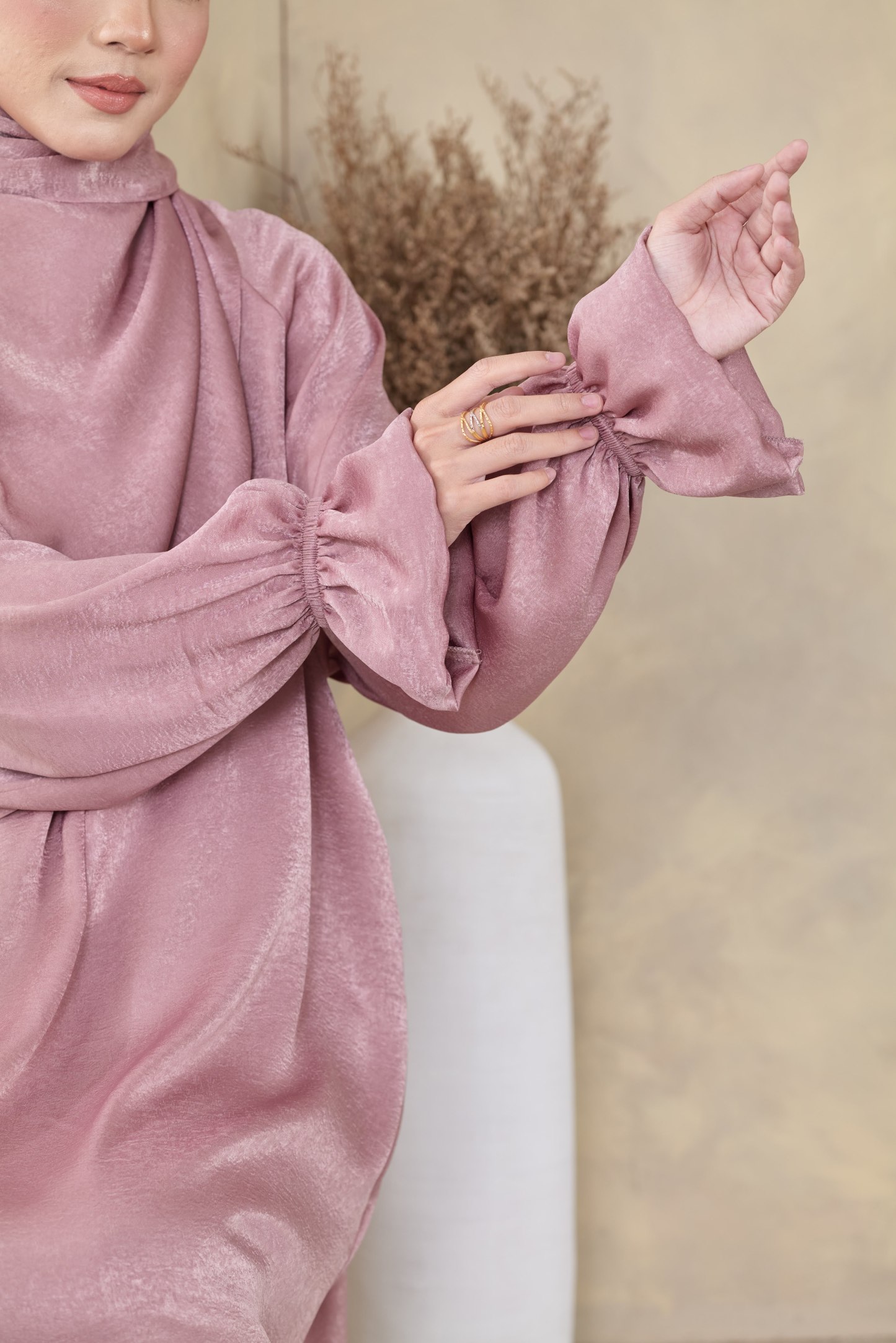Azra Abaya