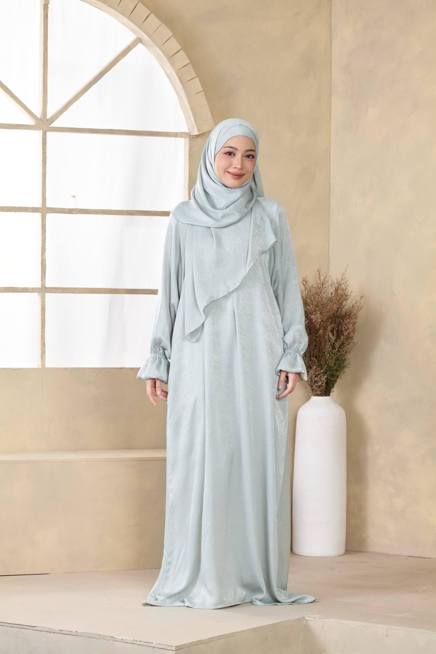 Azra Abaya