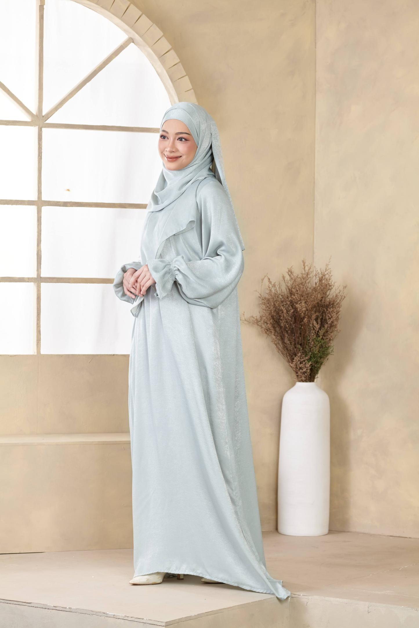Azra Abaya