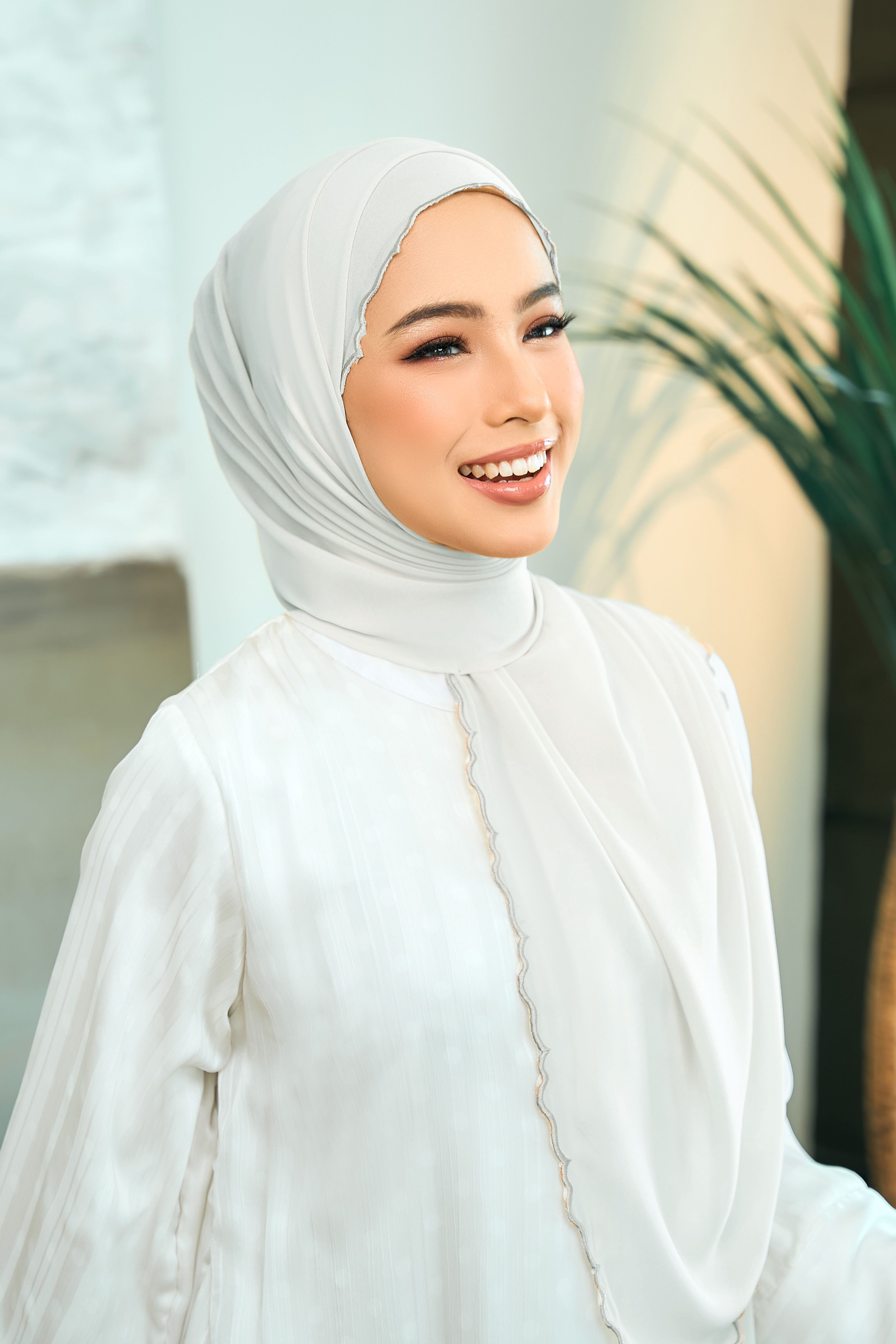 Erika Embroidered Shawl