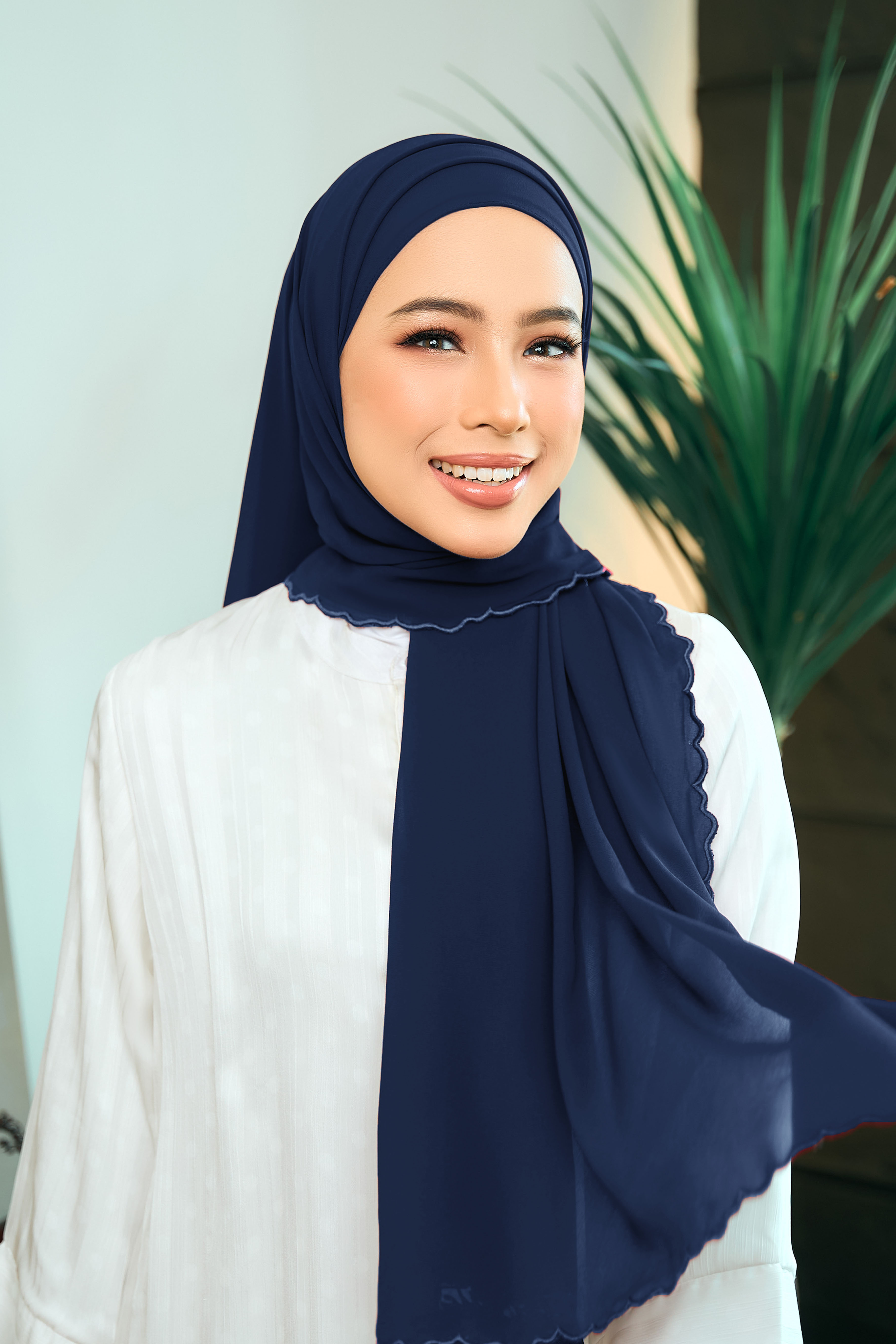 Erika Embroidered Shawl