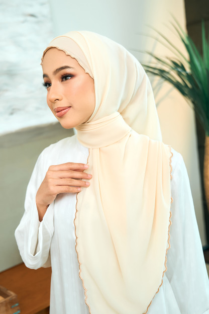 Erika Embroidered Shawl