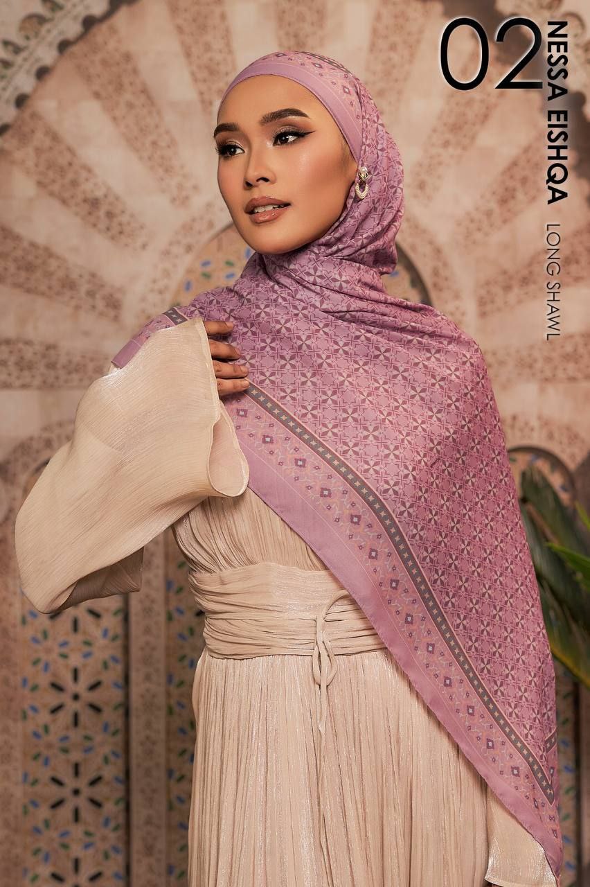 Nessa Eishqa Shawl